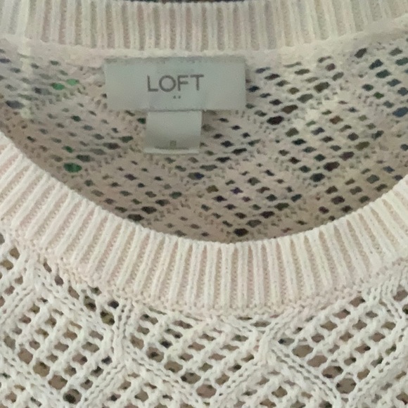 Anna Taylor Loft Blush Sweater - Picture 2 of 2